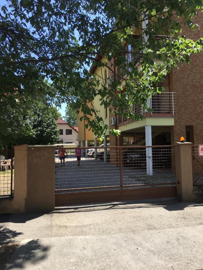 Siófoki Beach Apartman Zewnętrze zdjęcie