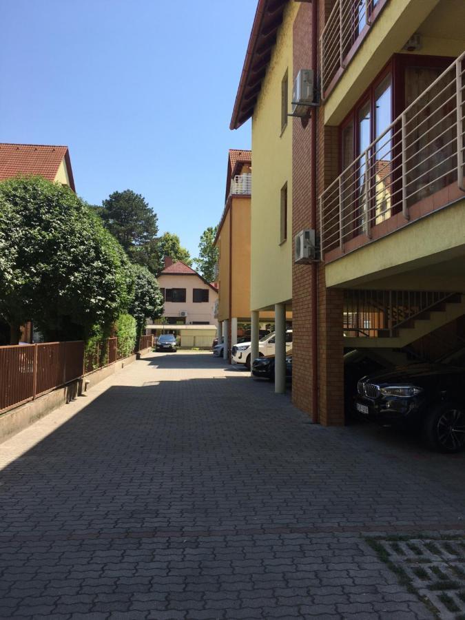 Siófoki Beach Apartman Zewnętrze zdjęcie