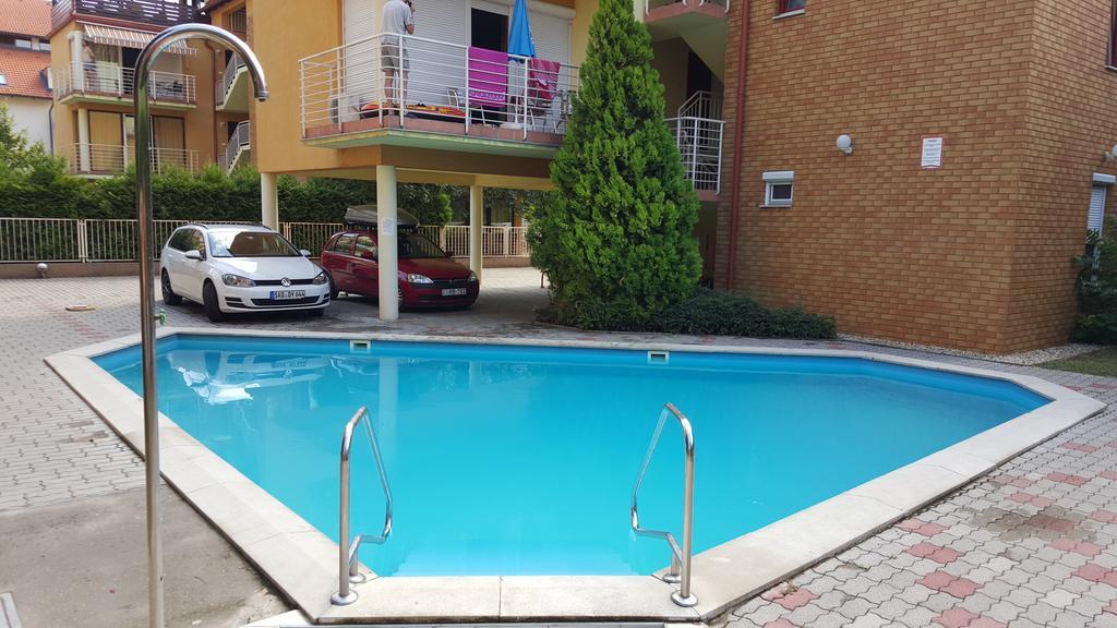 Siófoki Beach Apartman Zewnętrze zdjęcie