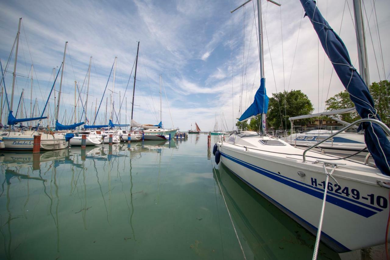 Siófoki Beach Apartman Zewnętrze zdjęcie