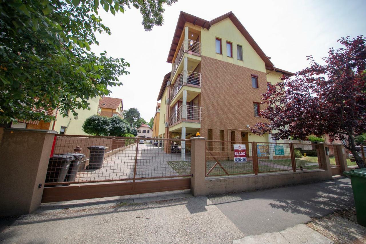 Siófoki Beach Apartman Zewnętrze zdjęcie